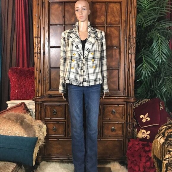 G by Giuliana Ivory Plaid Finge Trim Royal Crest Button Double Breasted Jacket - Picture 4 of 16
